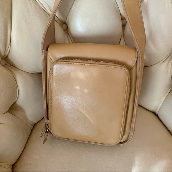 00s Nine West Creamy Leather Shoulder Bag - Picture 5 of 7